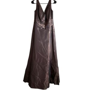 BELSOIE Dress Womens 12 Expeesso Gala Formal Wedding Prom Brudesmaid Taffeta New